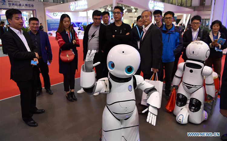 2016 World Robot Conference Held in Beijing