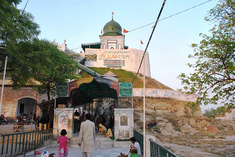 Baba Kamal Chishti Mazar, Kasur