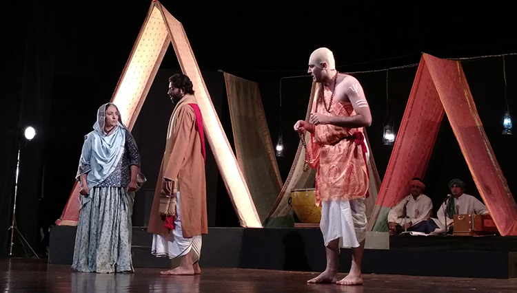 Ajoka Theatre at PNCA: Kabira Khara Bazaar Mein