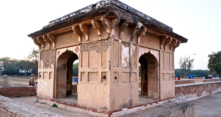 Hiran Minar, Sheikhupura