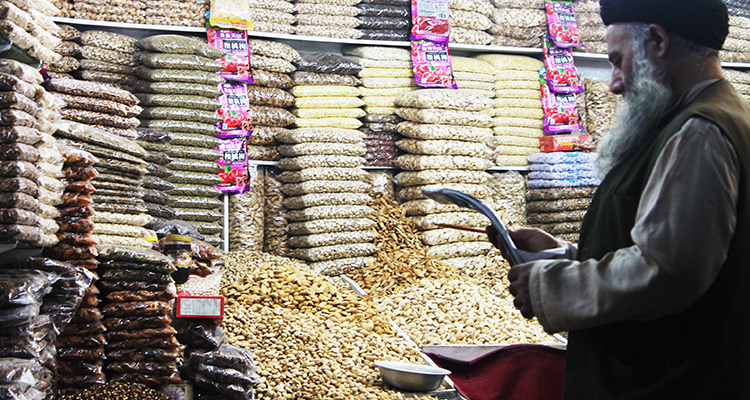 The dry fruit market