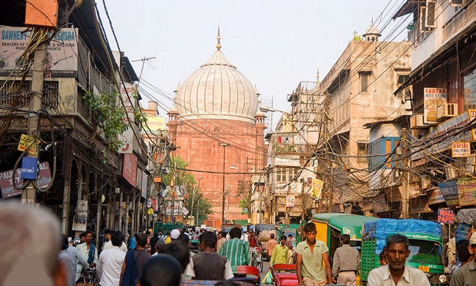 Raza Rumi: Delhi by Heart  (Harper Collins: India, 2013)