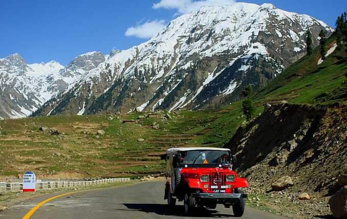 Silk Road Route: Naran Valley