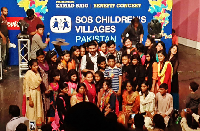 Zamad Baig at the Alhamra: Pakistan Idol sings for Benefit