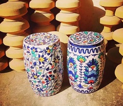 哈拉的手工艺品——传统陶瓷和布料
