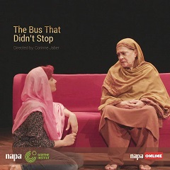 《那辆没有停下来的巴士》：对阿纳姆·扎卡里亚的分裂故事的完美展现
