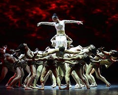 China Xinjiang International Dance Festival: New Attraction along the Belt and Road