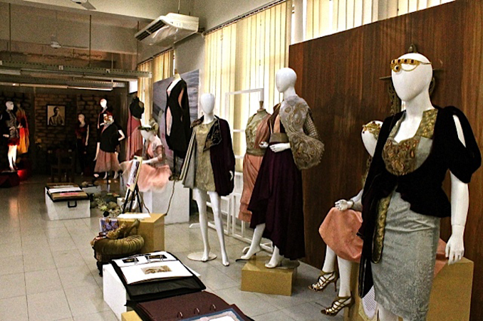 fashion thesis display