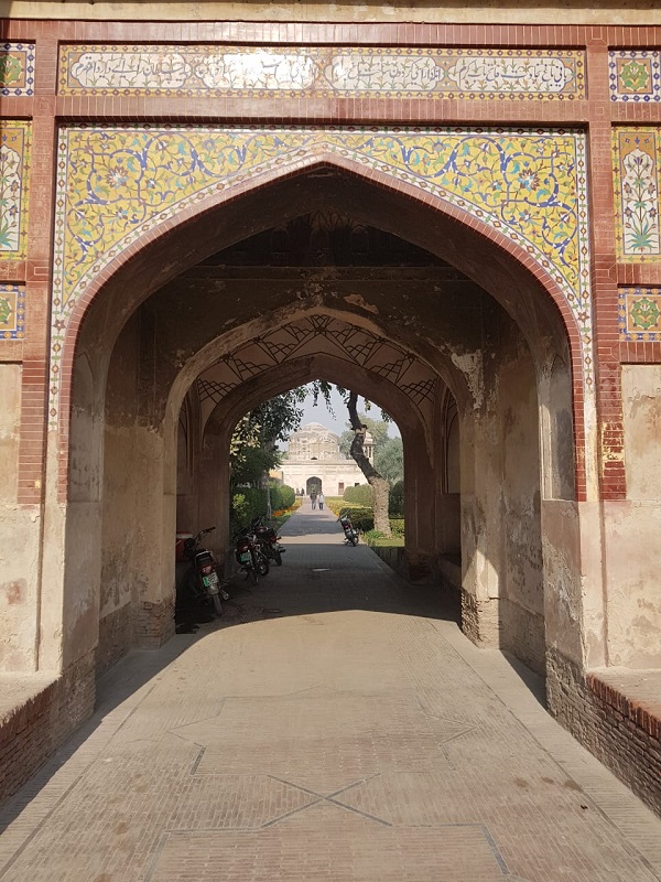 The view of the mosque from the gateway