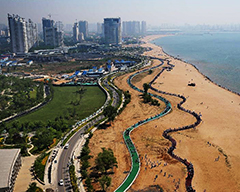 Glamorous Qinhuangdao: A Port in North China