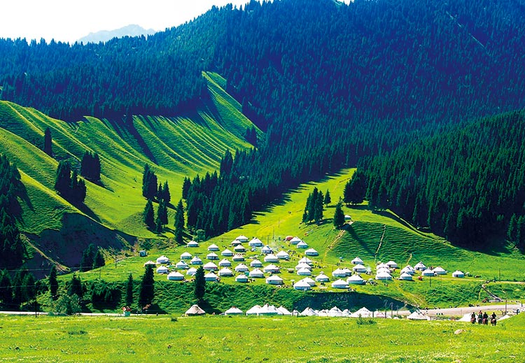 xinjiang tourism