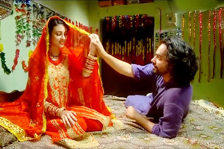 Sabeena Syed as Bushra and Gohar Rasheed as Naseeb in the drama serial Mujhay Jeenay Do
