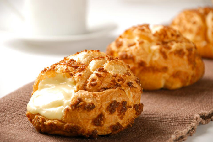 Coffee with Cream Puffs