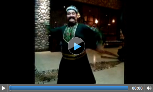 Traditional entertainment at the Mairaj Restaurant in Urumqi II